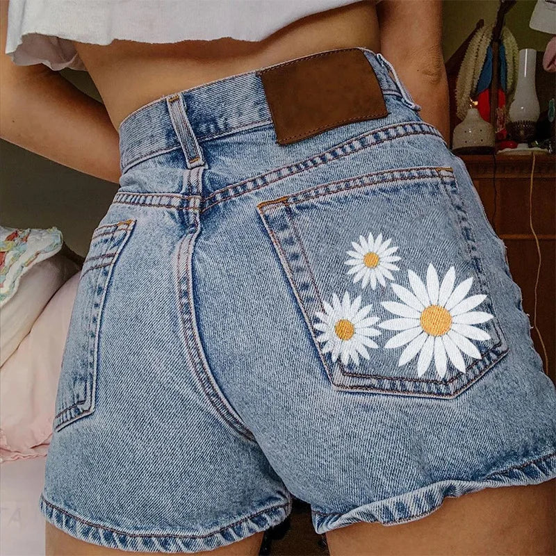 2025 French Retro Artistic Women's Casual Denim Shorts, Summer New Fashionable Printed Embroidery Versatile High-waisted Shorts