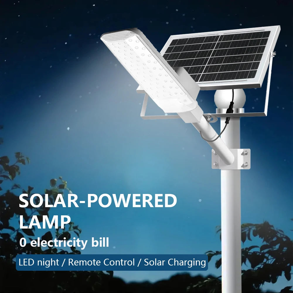 IP68 Waterproof Outdoor Solar Street Lamp, with a Brightness of 8000LM and a 320° Wide-Angle Illumination Range