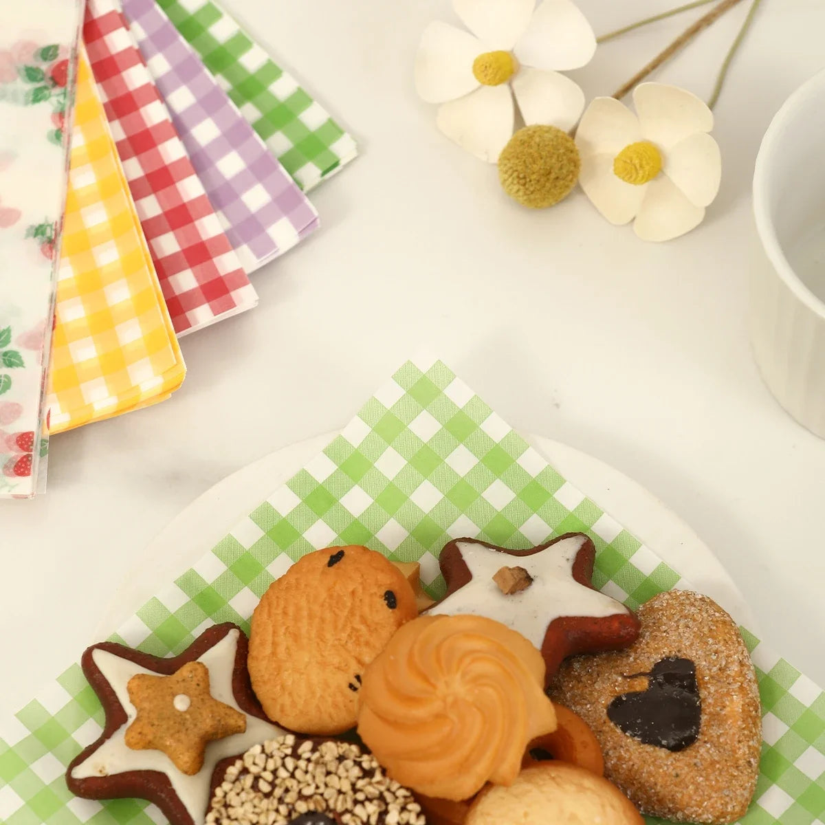 50Pcs Oilproof Wrapping Paper for Bread Sandwich Burger Fries, Food-grade Wax Paper Baking Tools Kitchen Gadgets For Party Gift