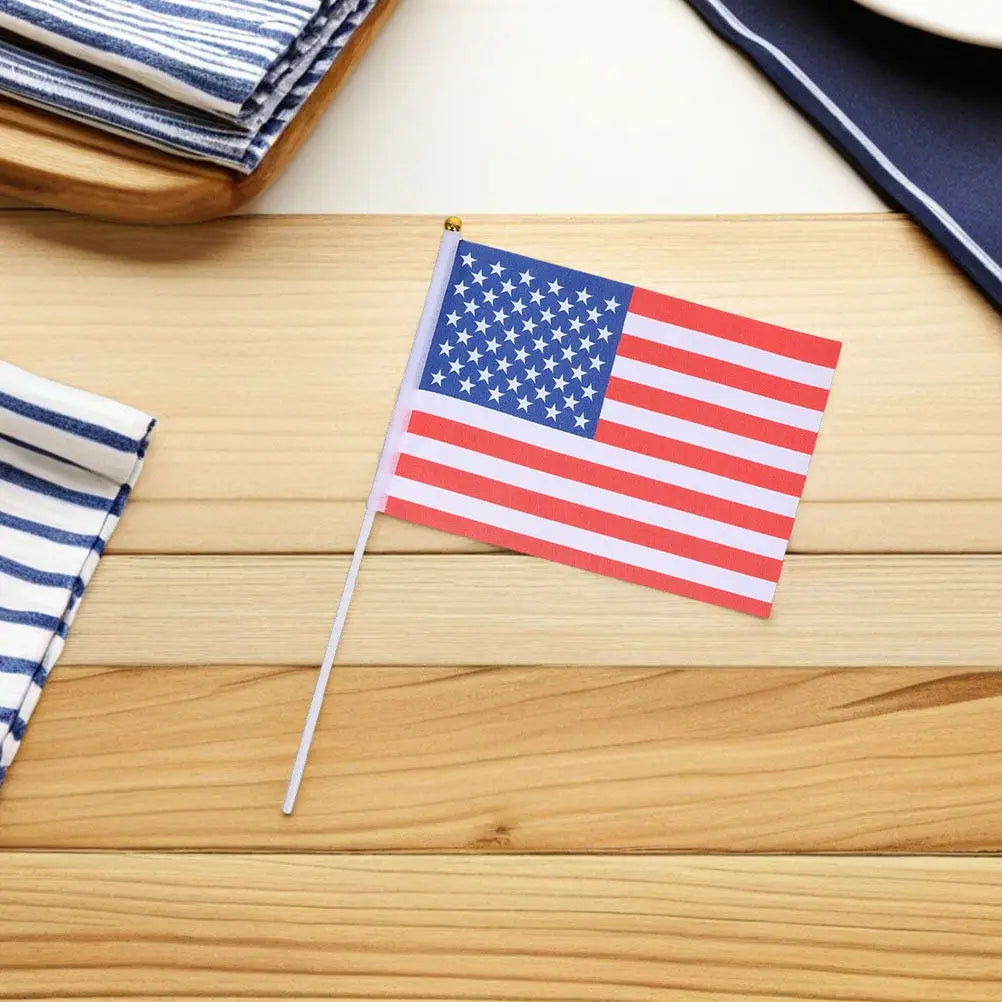 15Pcs Portable Mini Usa Flags 14x21cm Handheld American Stick Flags Lightweight Fade Resistant for Parades Ceremonies Outdoor