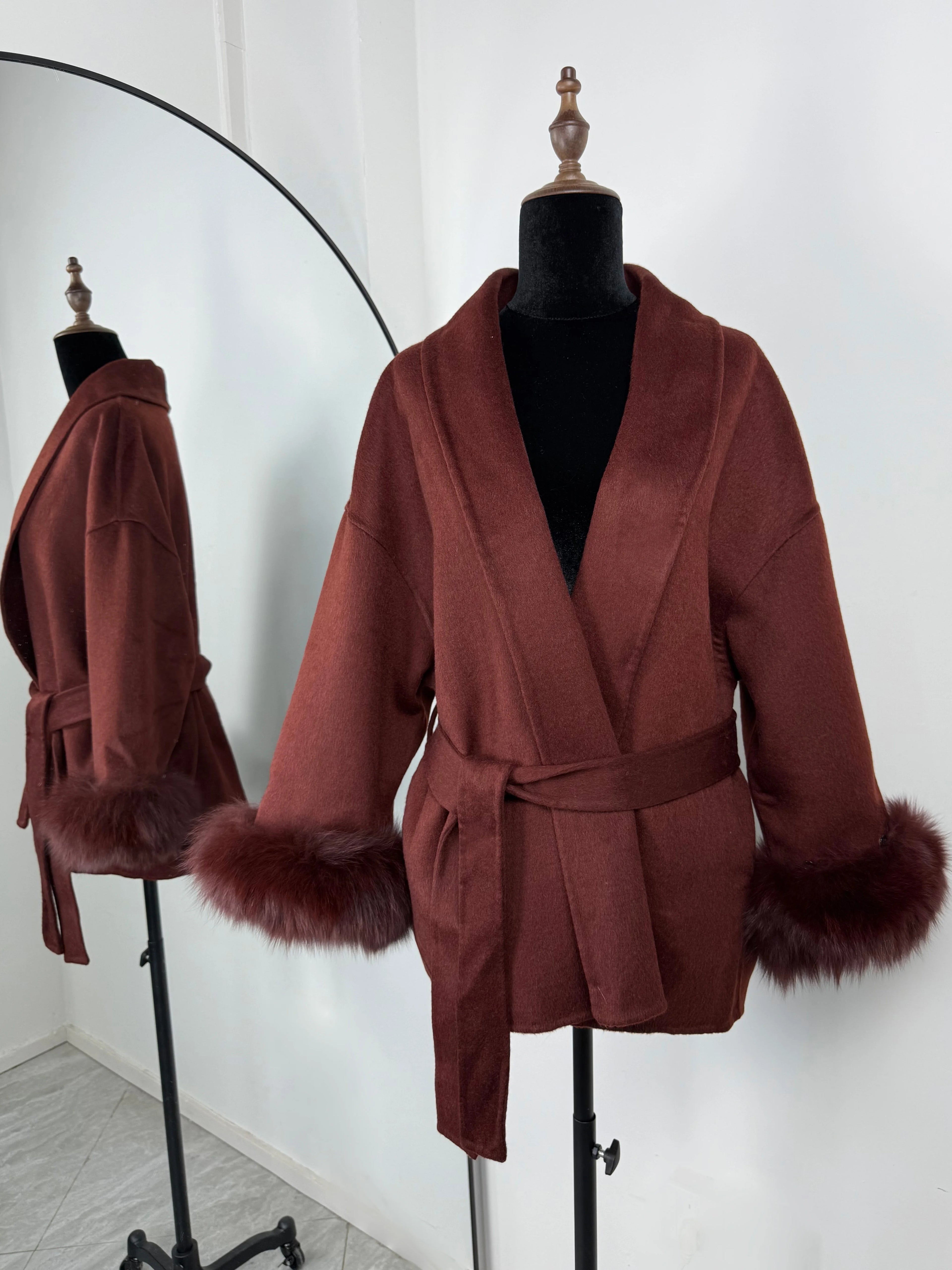 TARUXY Fox Fur Woolen Coats Women's Short Coat Office Lady Removable Elegant Double-sided Wool Overcoat 2025 New Cardigan Jacket