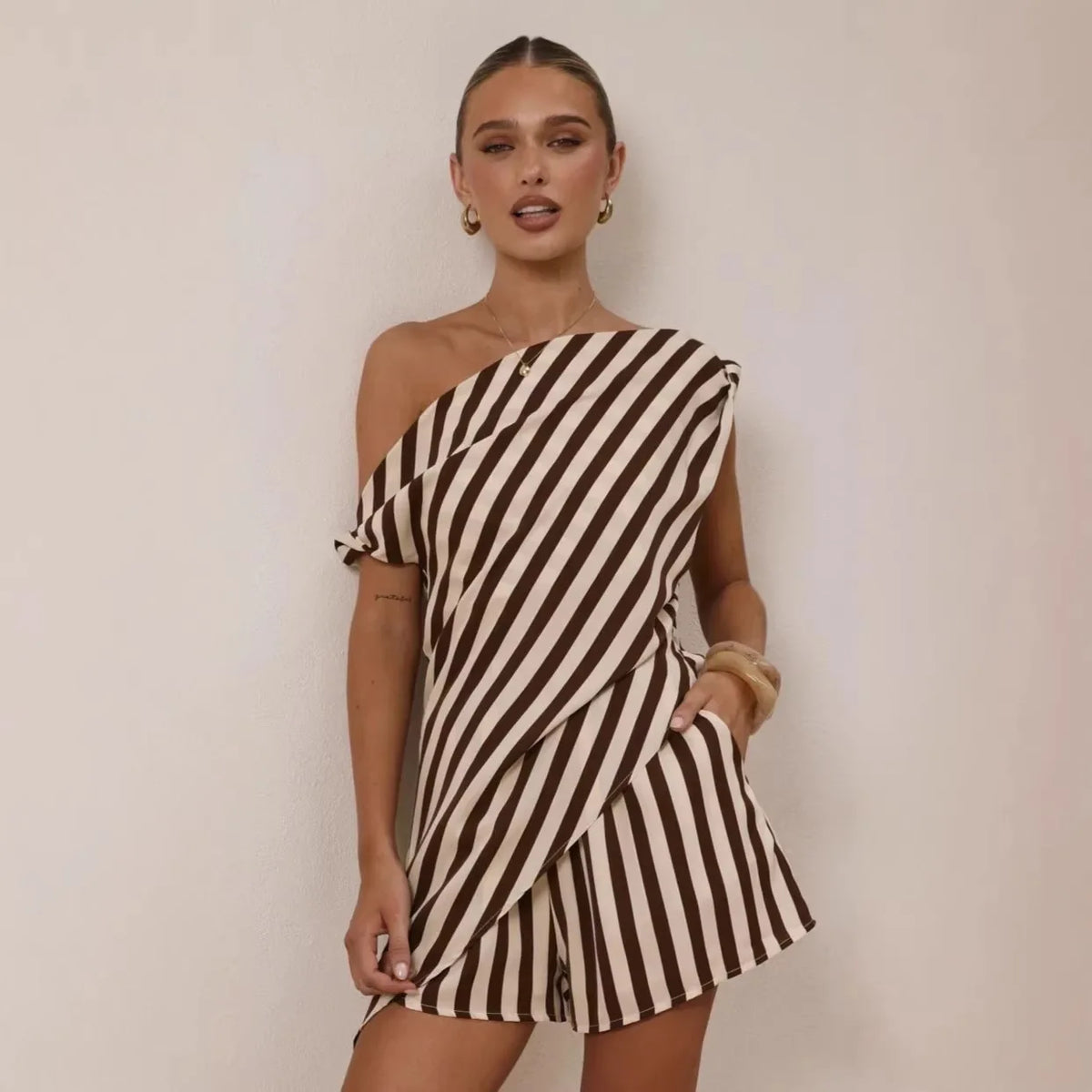 Boho Holiday Suit Outfit Asymmetric One Shoulder Wrap Tunic High Waist Printed Shorts With Side Pockets Women Beach Casual Suit