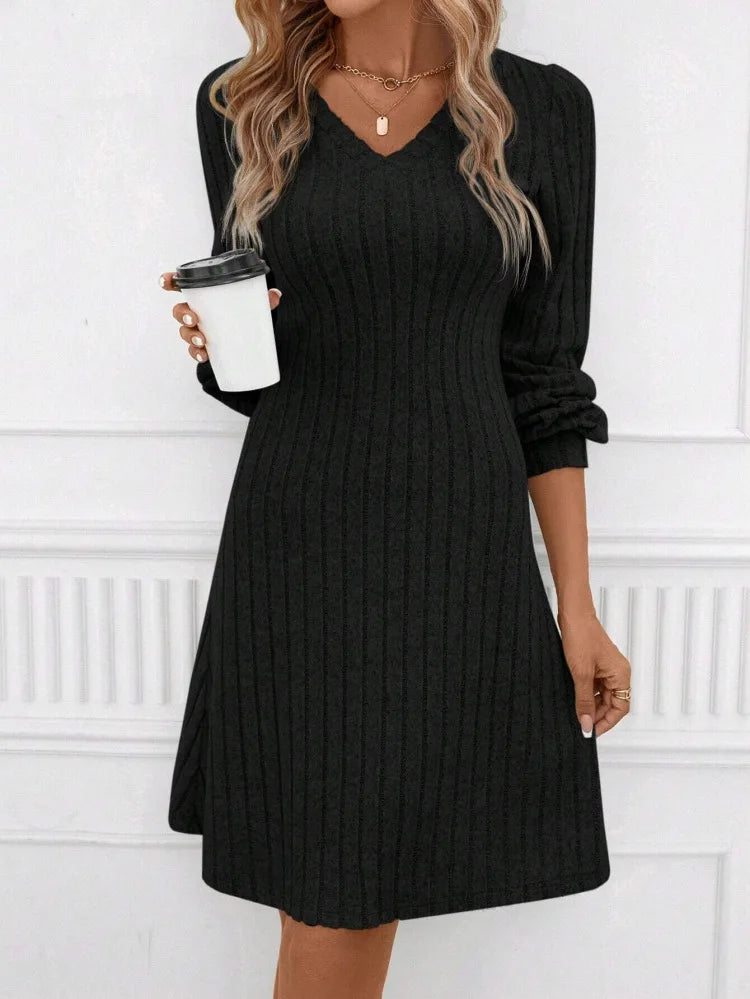 Spring 2026 Commuter Style Fleece Dress High Waist Slim Fit Midi Skirt Women's V-neck Long Sleeve Polyester Knitted Dress