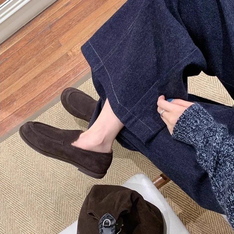 New Suede Leather Loafers Woman Round Toe Slip-on Casual Flat Shoes Wool Warm Winter Shoes Outdoors Walk Shoes Women