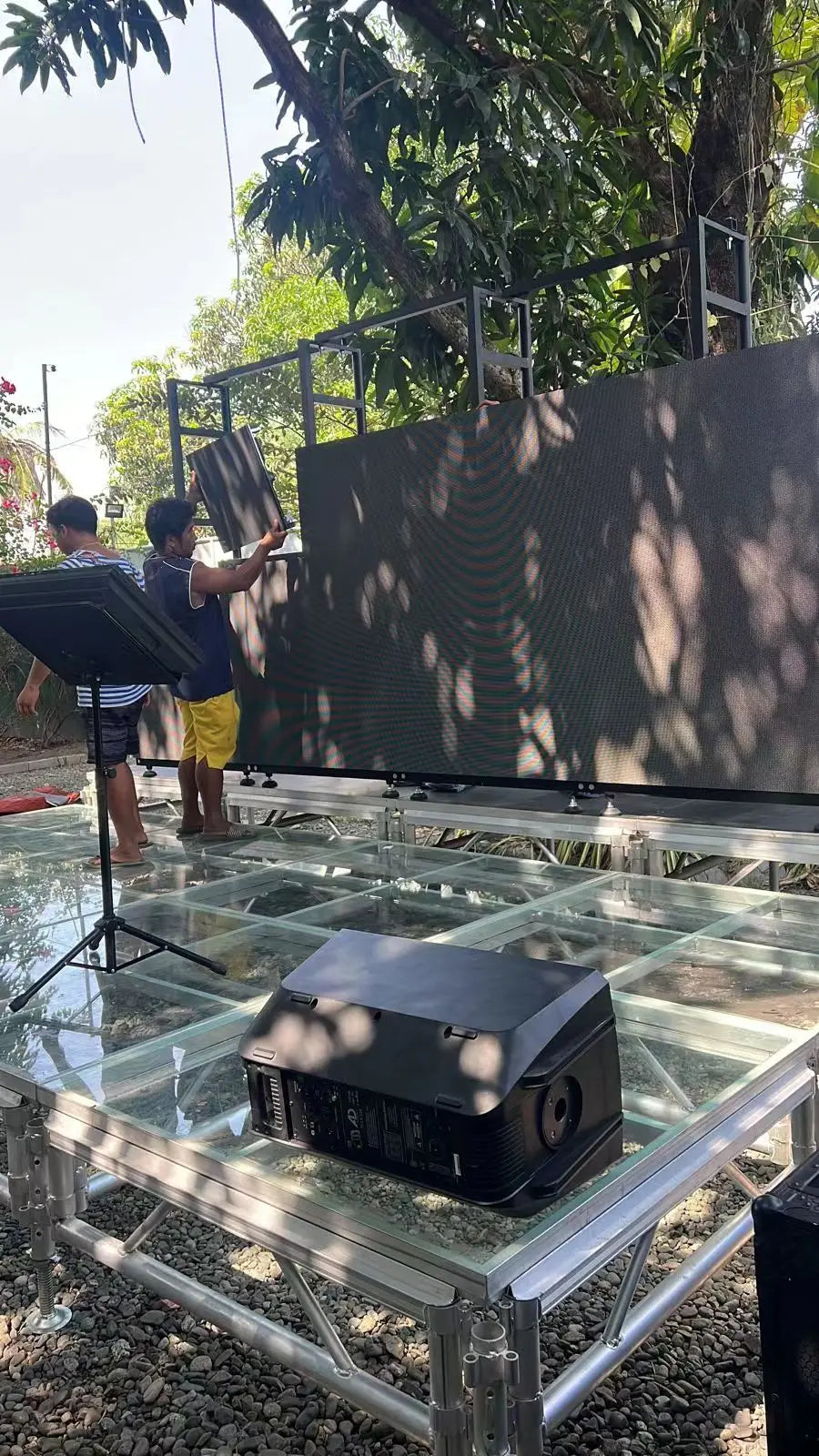 【High Quality】Outdoor P3.91mm Led Digital Display With High Brightness Waterproof Die-casting Cabinet Outdoor Led Video Wall LED