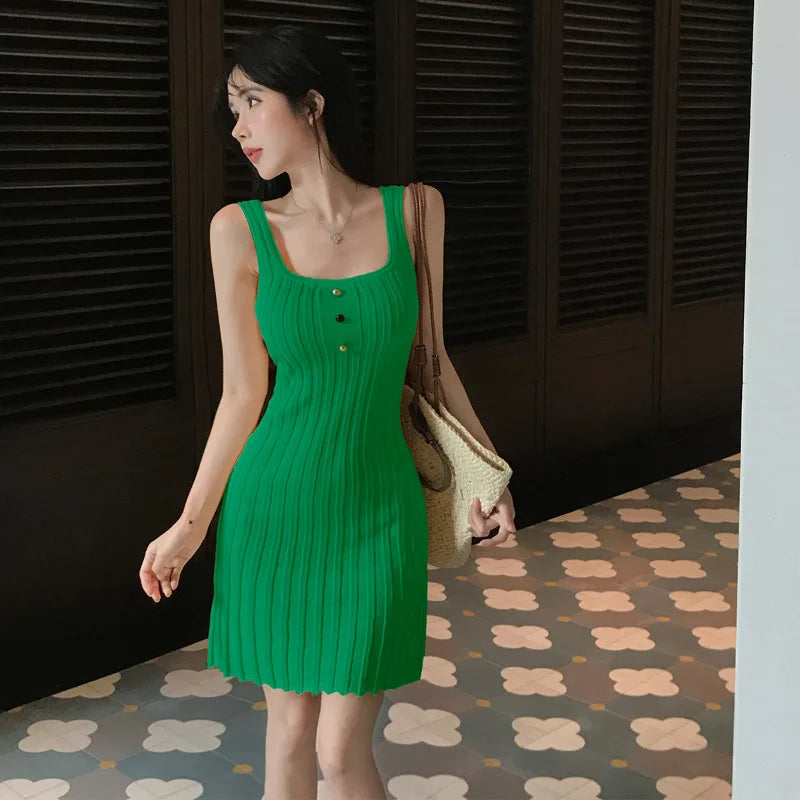 2026 Summer New Women's Square Neck High Waist Suspender Dress, Fashionable Casual Vacation Style, Waist Pockets, A-line Skirt