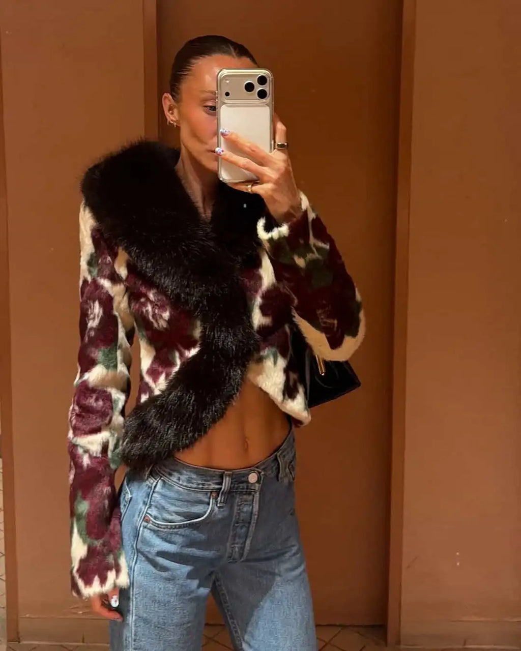 Floral Jacquard Faux Fur Trim Jacket V Neck Single Button Long Furry Cuff Cropped Coats 2026 Vintage Winter New Warm Party Coat