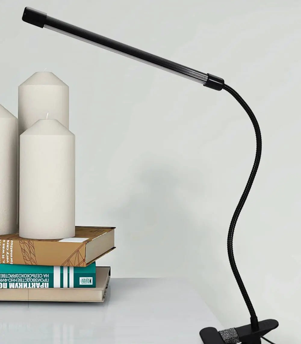 Clip-on LED desktop lighting, eye-protecting desk lamp, suitable for bedrooms, bedside tables, offices, studies, work, etc.