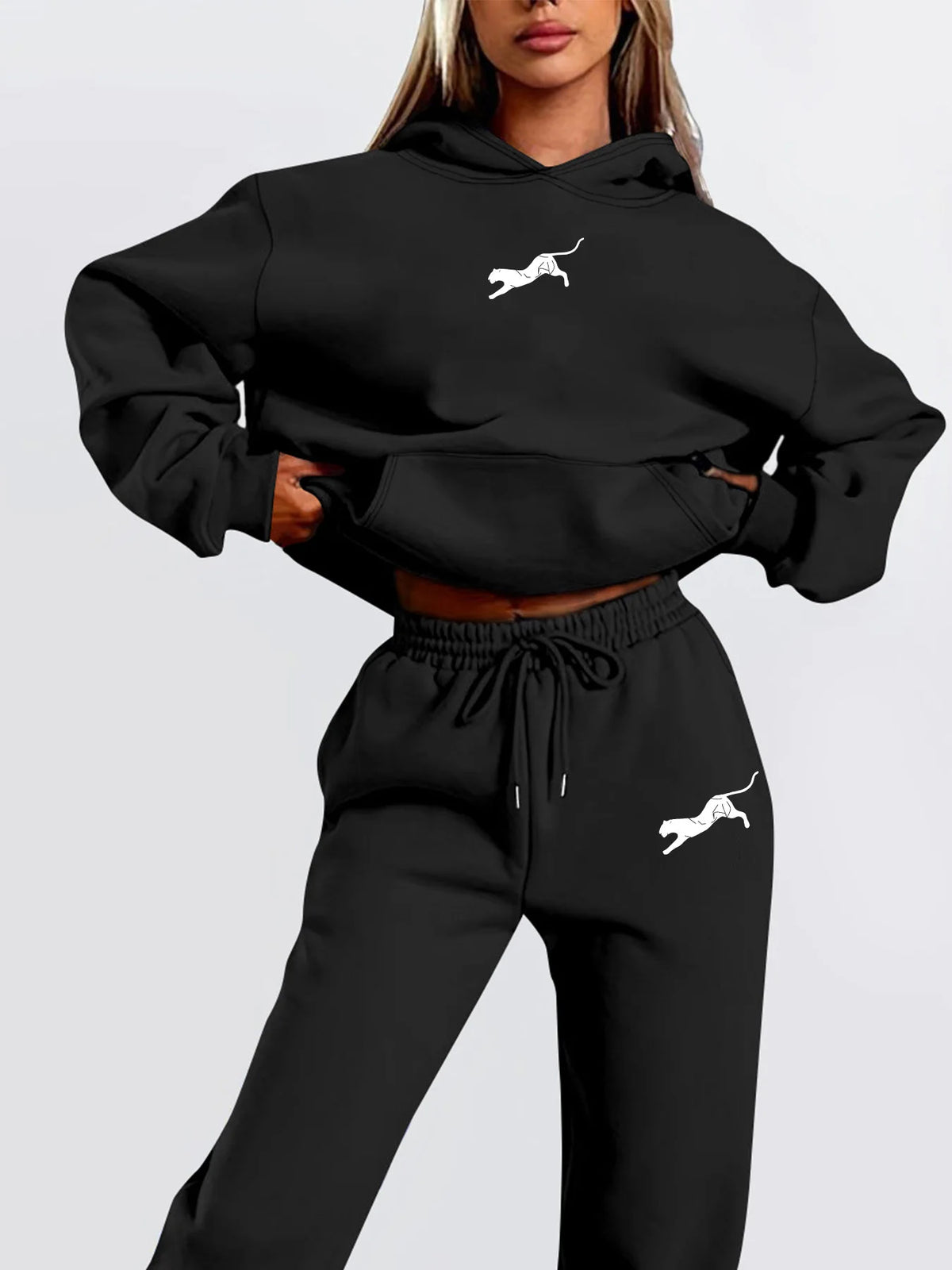 Women Two Piece Outfit, Animal Graphic Cropped Hooded Sweatshirt+Drawstring Jogger Pants,Casual Loose Streetwear SportsTracksuit