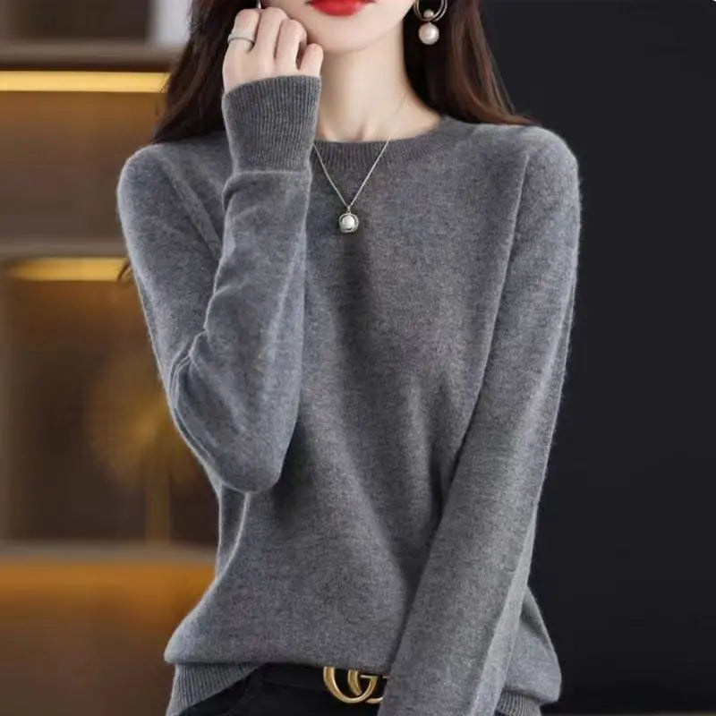 100%Merino Pure Wool Pullover Sweater For AutumnWinter Women's Round Neck Warm High-Quality Solid Color Basic Knitted Jumper Top