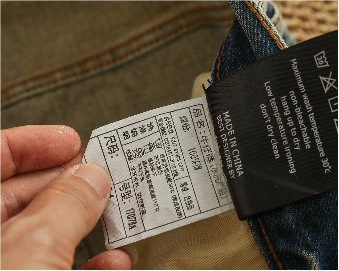 2025 Autumn New American Retro Heavyweight Ripped Denim Men's Fashion 100% Cotton Washed Old Straight Tapered Casual Jeans