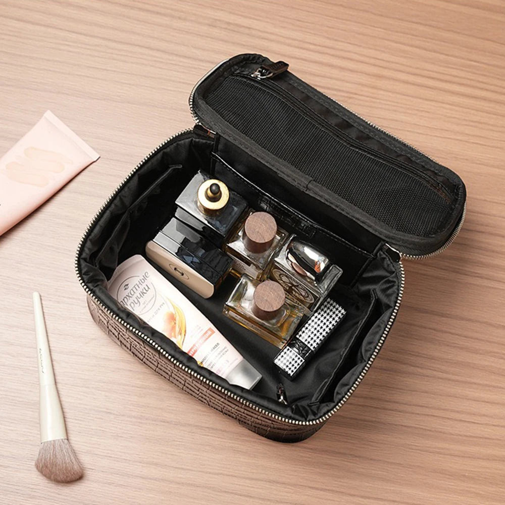Customized Name 'Crocodile Pattern' Leather Portable Large-Capacity Multi-Zone Storage Makeup Bag Storage Bag