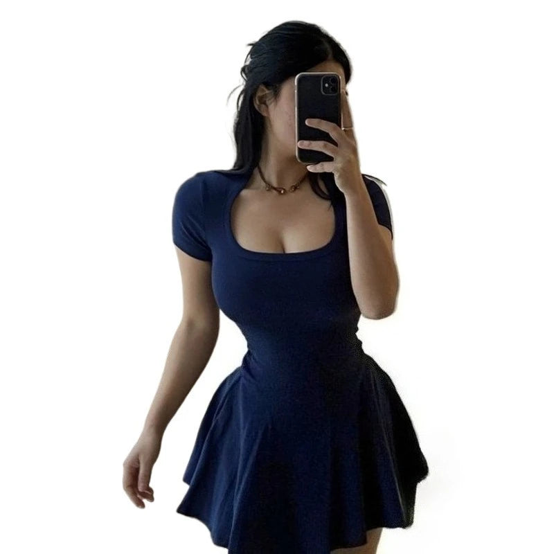 Sweet & Spicy Chic Solid Color Mini Dress Short Sleeve French-Inspired Waist-Defining Petite A-Line Dress for Women Fall Fashion