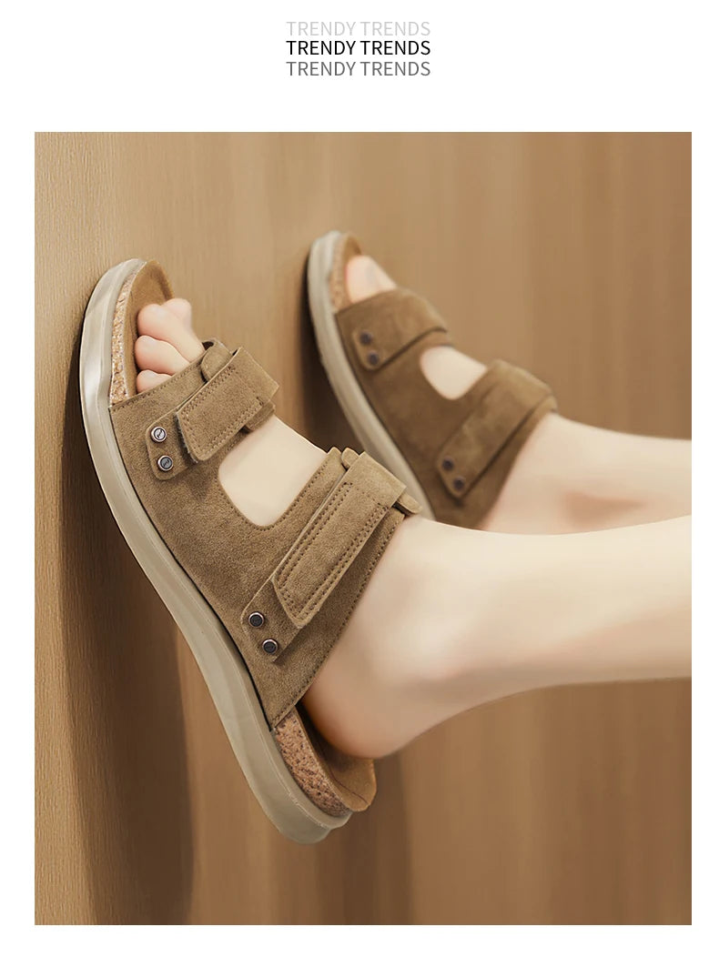 Sandals Breathable Soft Flat Shoes Men Slippers Breathable Casual Shoes for Men Beach Sandals Summer Fashion Shoes Luxury