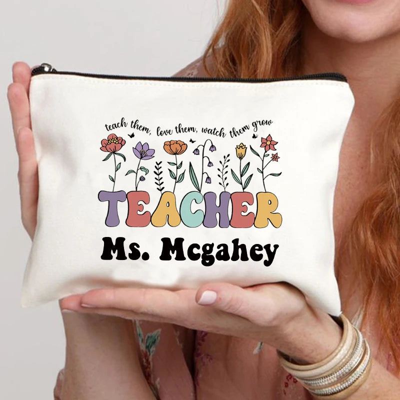 Teacher Name Custom Makeup Bag Best Graduation Gift for Teachers Pencil Case Back To School Gift for Teacher Women Purse