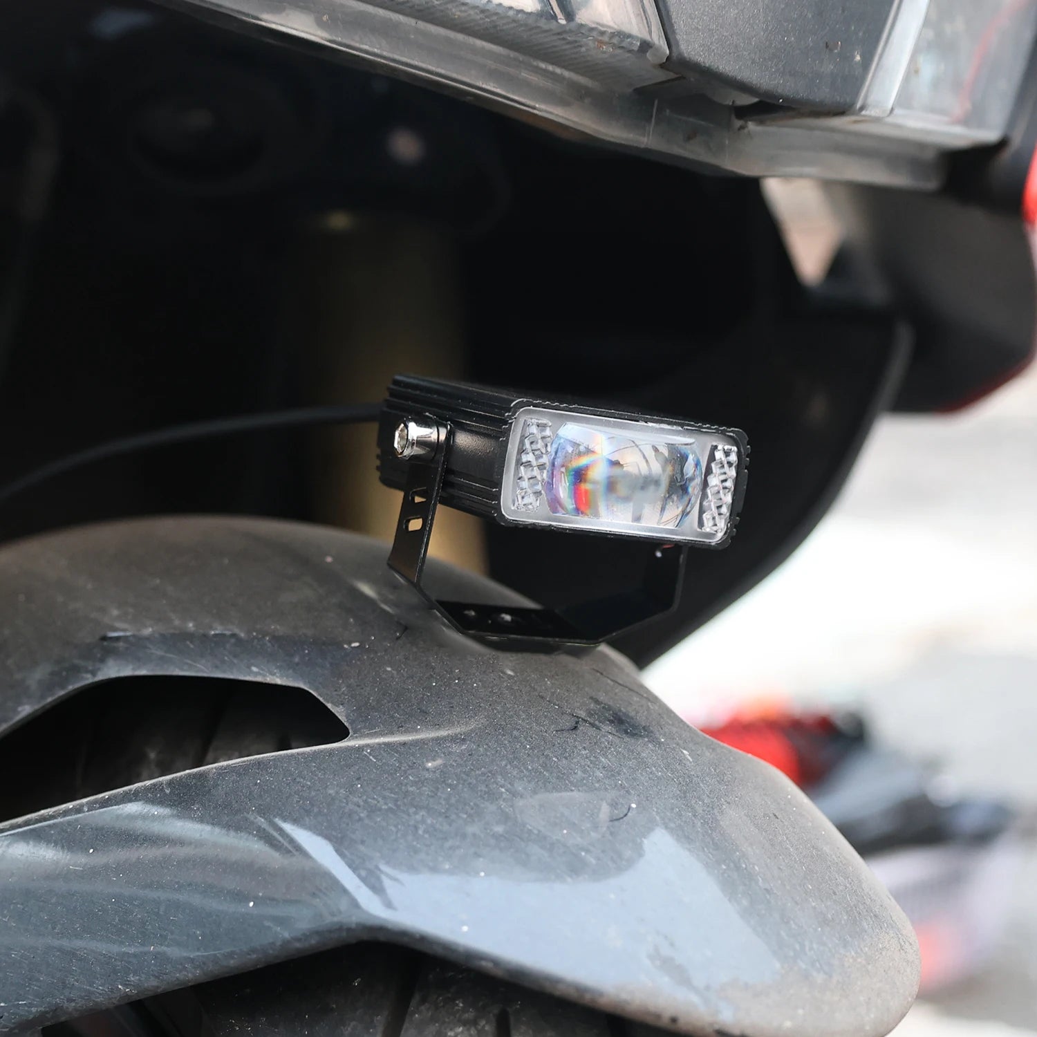Car Grille Spotlight Projector Len Light DRL LED Aluminum Alloy Super Bright Motorcycle Auxiliary Waterproof Dustproof Spotlight