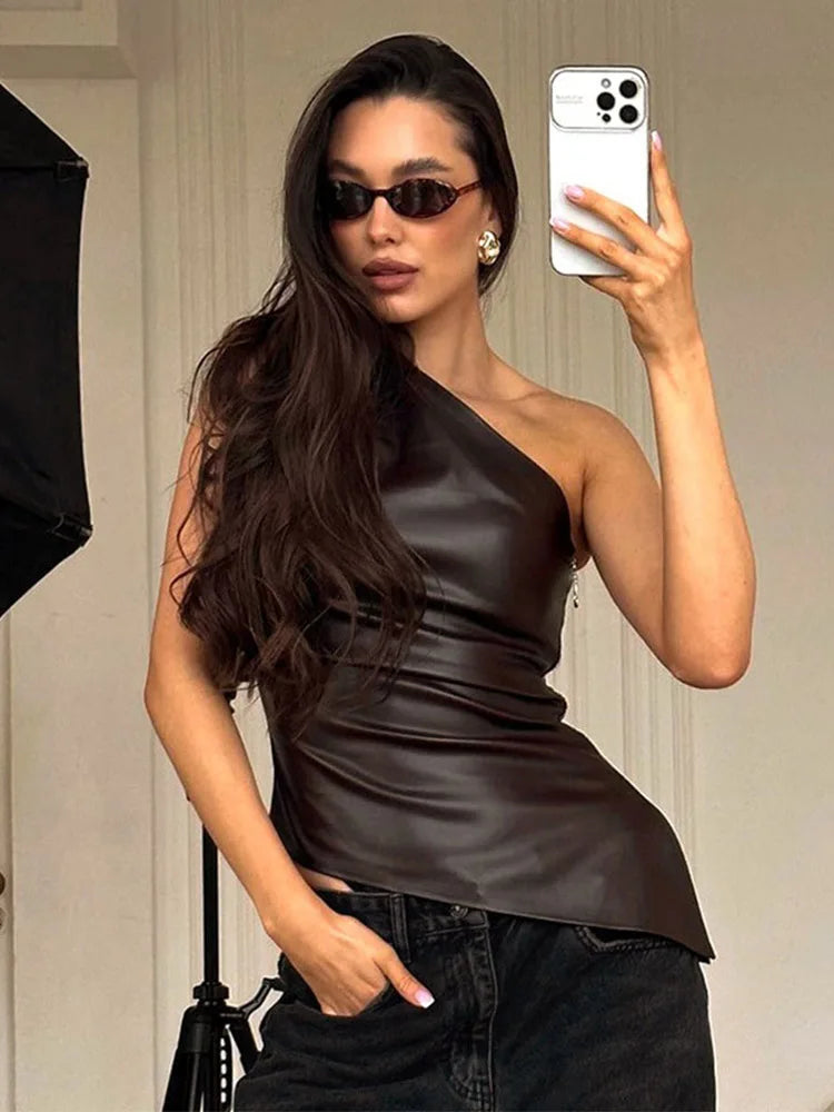 Pure Color Slim One-Shoulder Sleeveless Jacket with Slanting Collar And Zipper for Women Fall Winter 2025 Fashion Show Thin