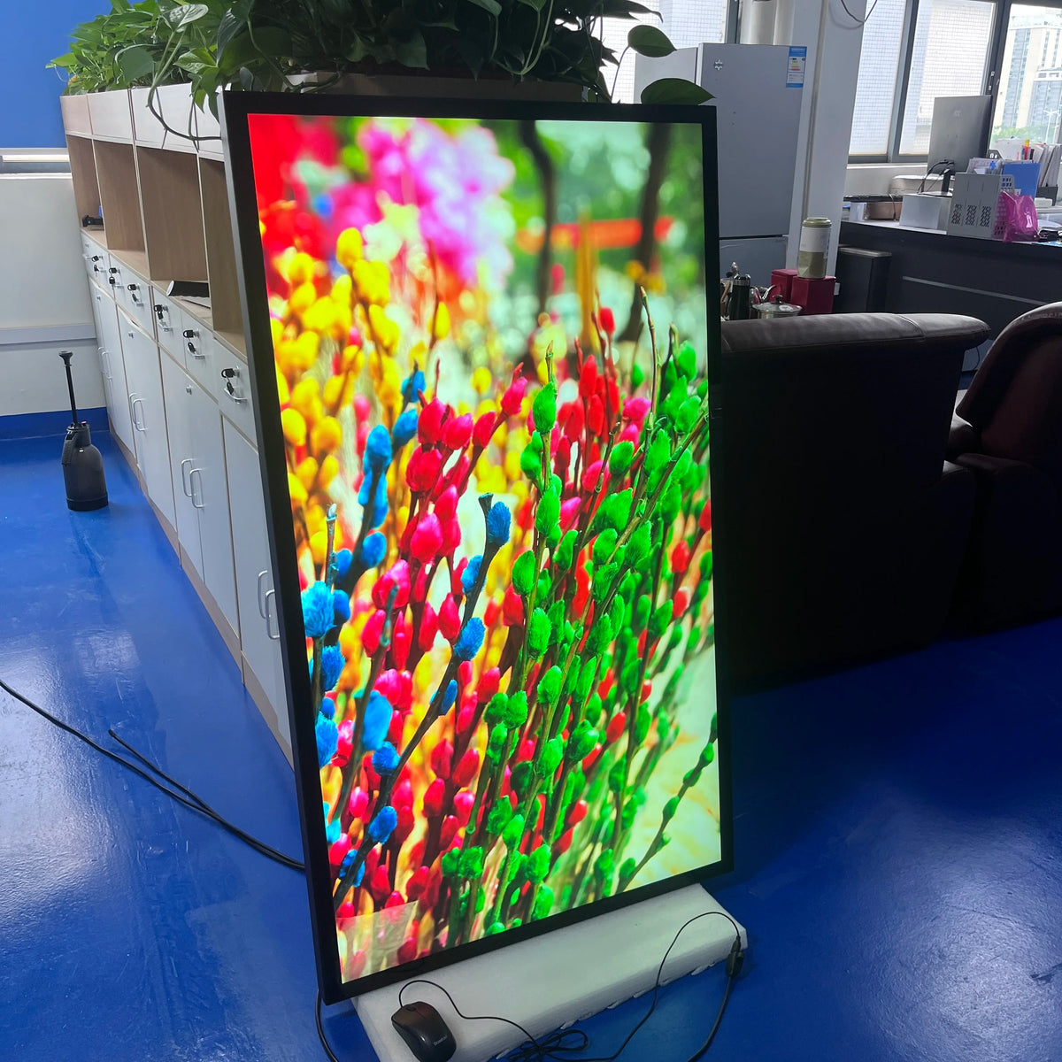 IP67 Waterproof 55 Inch AR LCD Panel Vertical Sunlight Readable 5000Nits Cut UV Advertising CMS Player Digital Signage