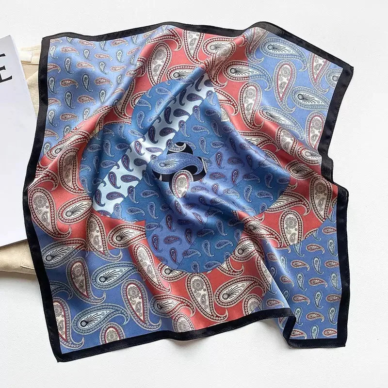 Nature Silk Neck Scarves Lady Foulard Lovely Strawberry Print 100% Real Silk Square Scarf for Women Bag Ribbon Hairband Kerchief