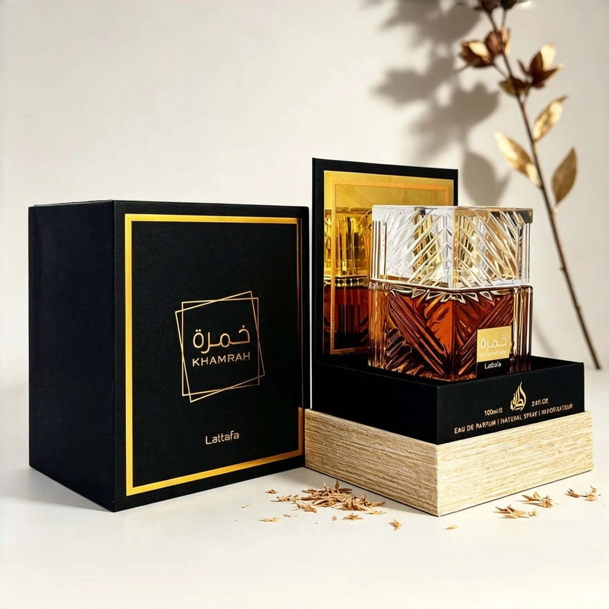 Lattafa Khamrah Eau De Parfum Spray 100ml, Long Lasting Warm Spicy Vanilla Amber Woody Fragrance, Luxury Cut Crystal Square Bottle Arabian Perfume for Daily Occasion Gift Collection
