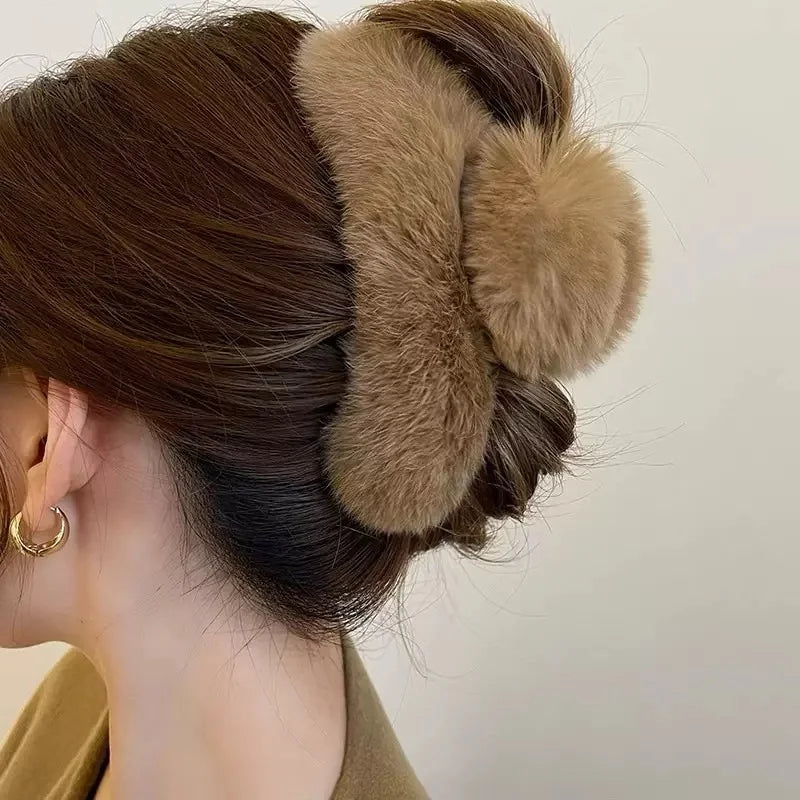 Oversized Plush Winter Clips For Thick Hair | Back-Of-The-Head Bun Styles | Soft And Warm Rabbit Fur Hair Accessories For Women