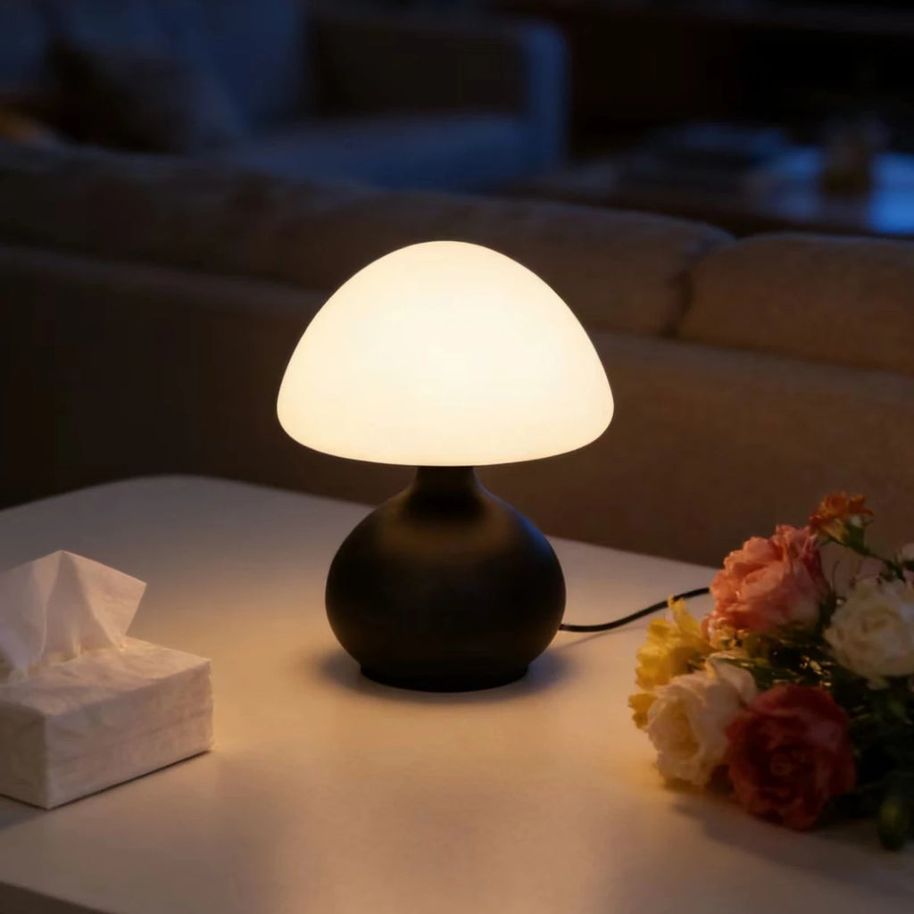 USB Powered Mushroom Table Lamp, Ambient Light, Bedroom Modern Simple and Atmospheric Table Lamp, Small Night Light, Decorative