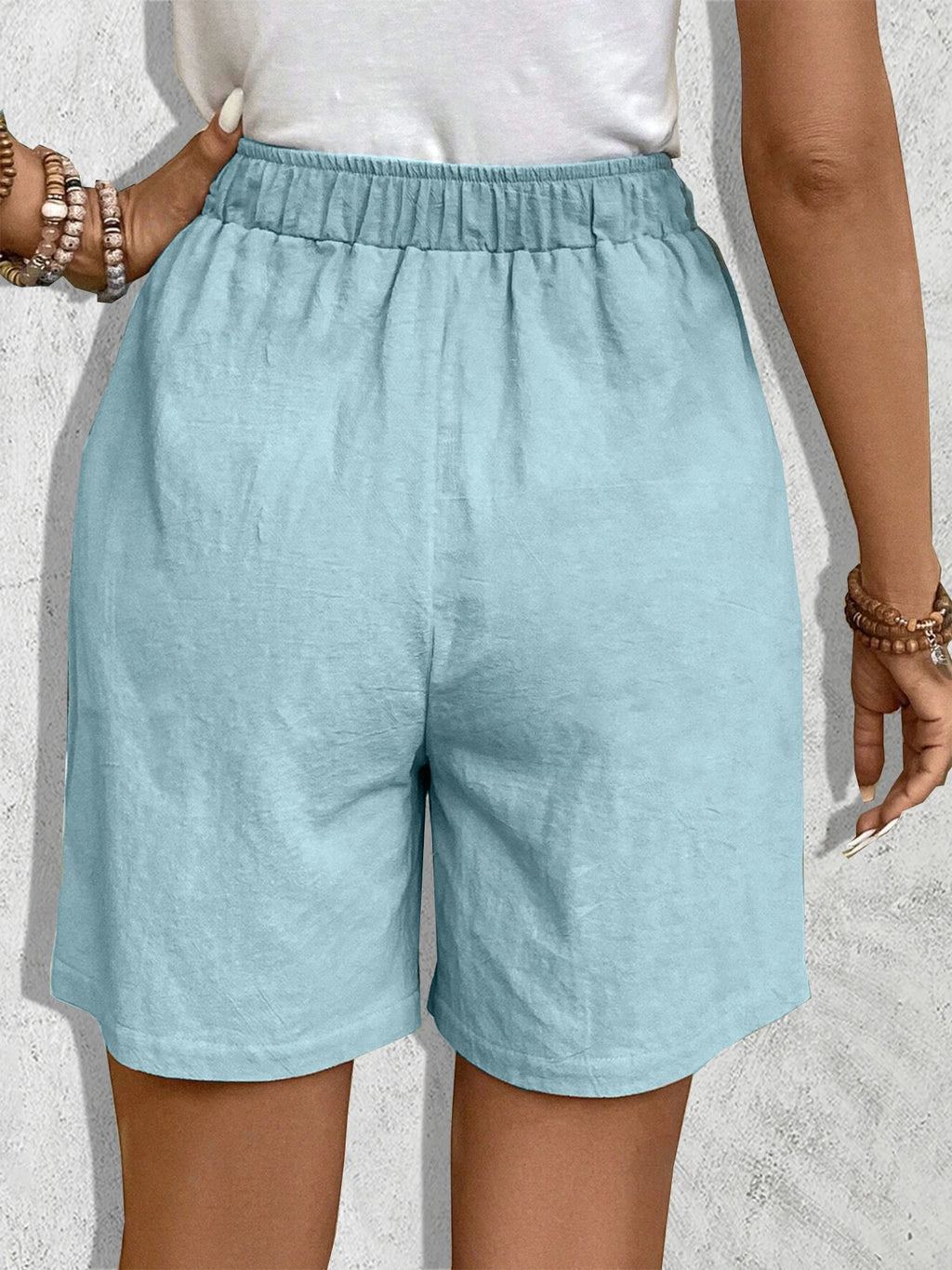 Women’s Solid Color Fashion Casual Elegant Style Shorts Versatile Daily Sports Style Slim and loose fitting straight leg pants