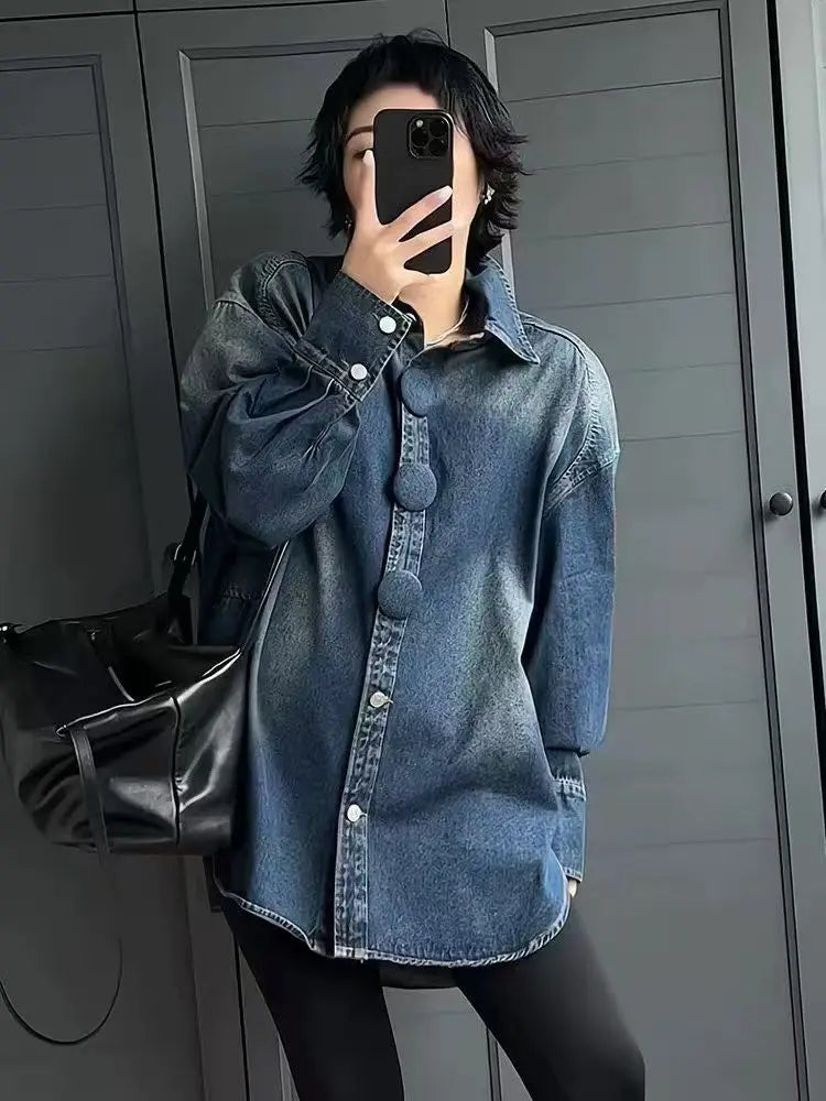 Autumn/Spring Button-down Long Sleeve Loose Fit Medium Jeans Top Casual Oversize Street Chic Washed Denim Shirt