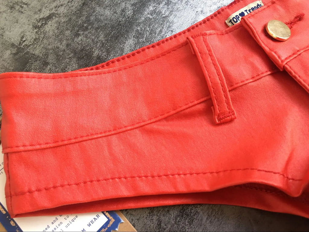 Women's Mini Ultra Shorts Low Rise Stretch PU Faux Leather Shorts Bikini Hot Pants Red Black Summer 2025 Streetwear