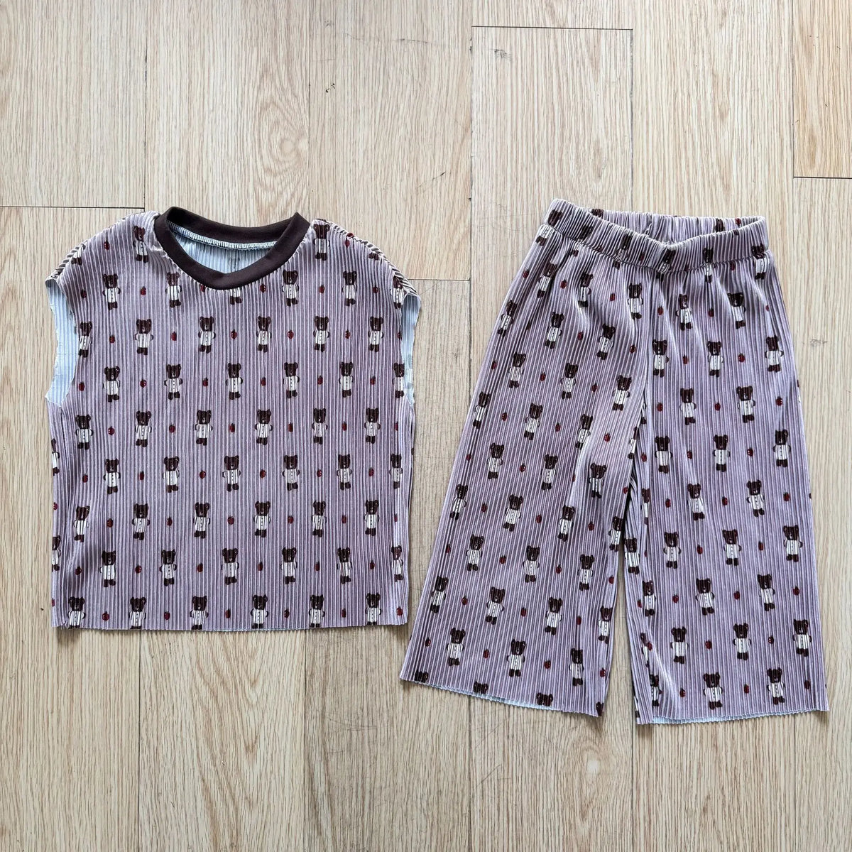 2026 New Infants Kids Matching Clothing Set Cartoon Print Pleated 2 Pieces Suit Tank Top Trousers Soft Loose Streetwear Homewear