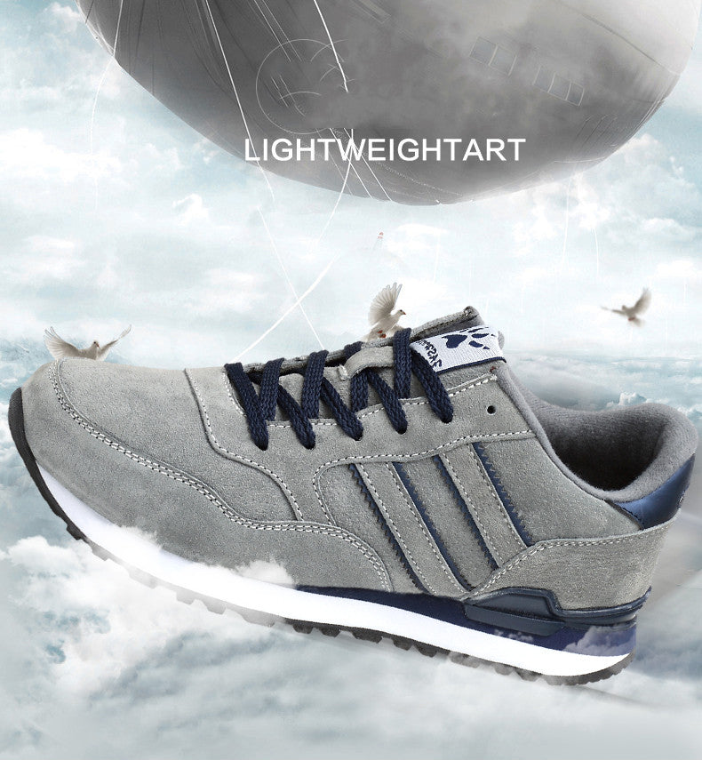 Lightweight Men Sneakers Classical  Suede Leather Men Running Shoes Outdoor Comfortable Sport Shoes Breathable Flat Casual Shoes
