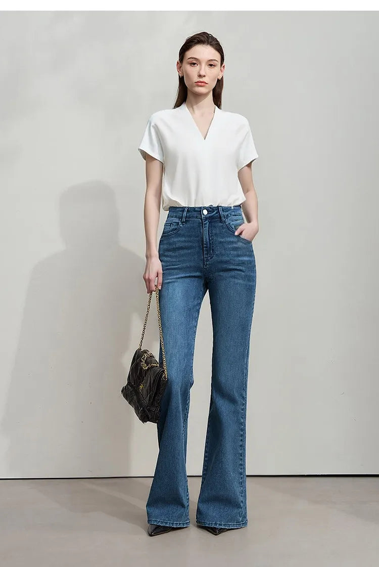 AMII Minimalism 2026 Summer Women's T-shirt Classic Style Casual V-neck Short Sleeve Solid Stretch Female Tops & Tees 12312013