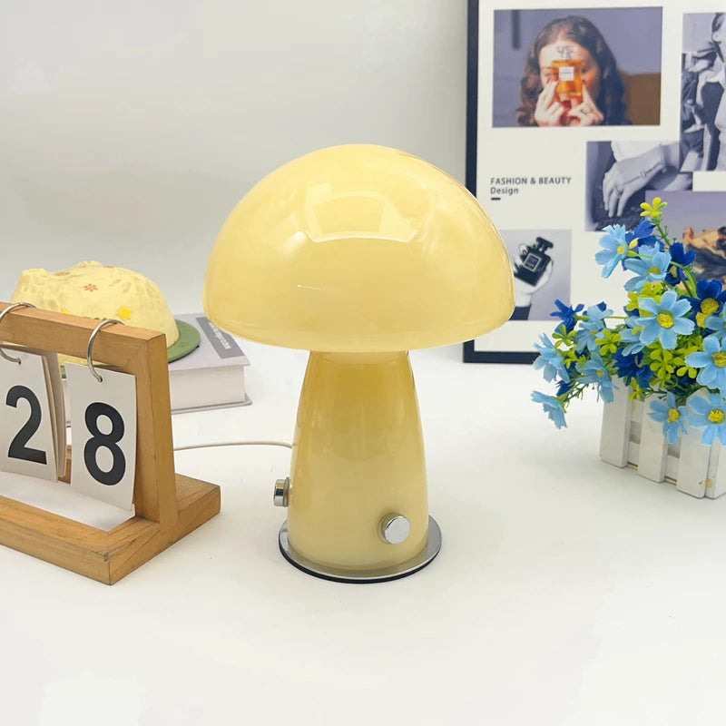 Forest Shade Glass Mushroom Table Lamp Nordic Bauhaus Ins Cream Style Girly Living Room Bedroom Bedside Ornament Ambient Night
