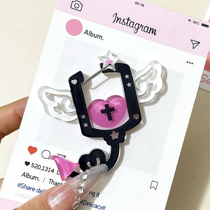Fashionable Korean Bag Charm with Carabiner Clip; Hand Tent Decoration Accessory for backpacks