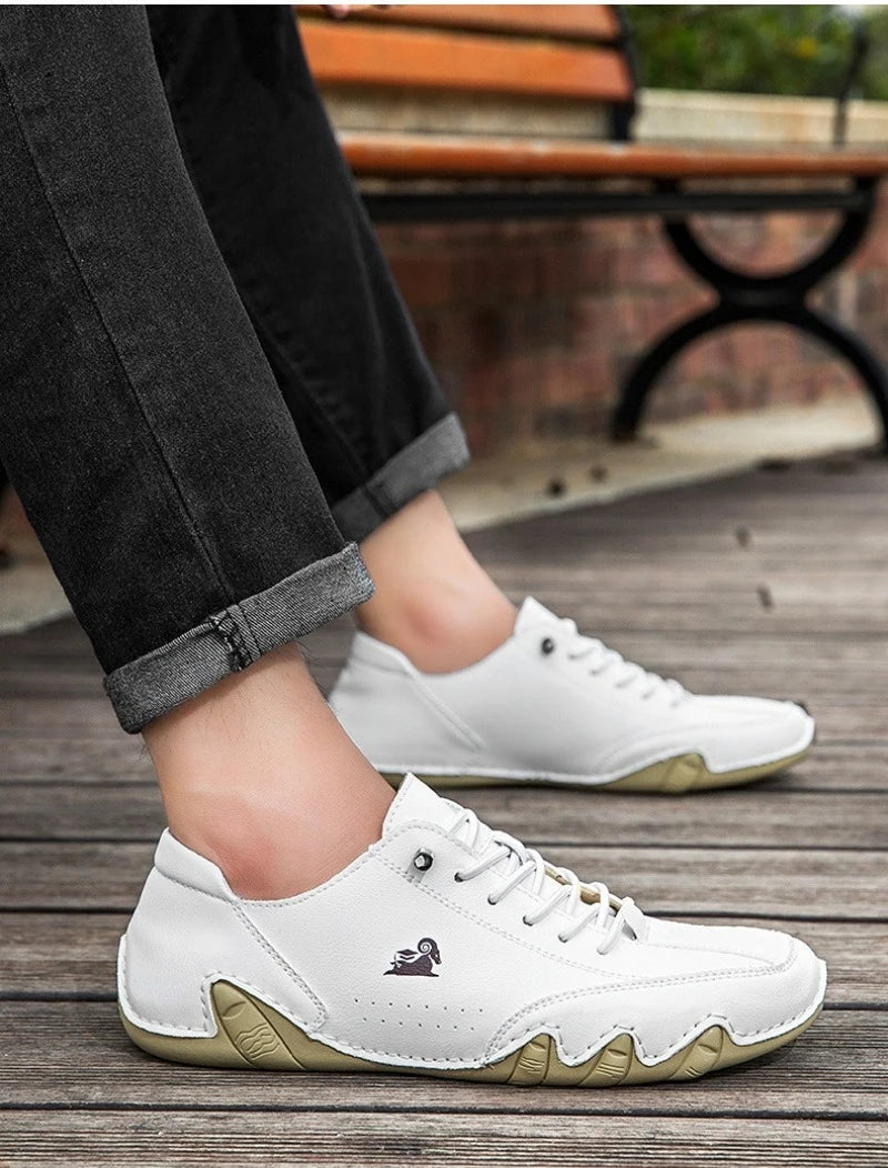 New Men's Shoes Leather Womens Loafers Soft Sole Comfortable Outdoor Walking Shoes Low Top Breathable Women Men Sneakers Zapatos