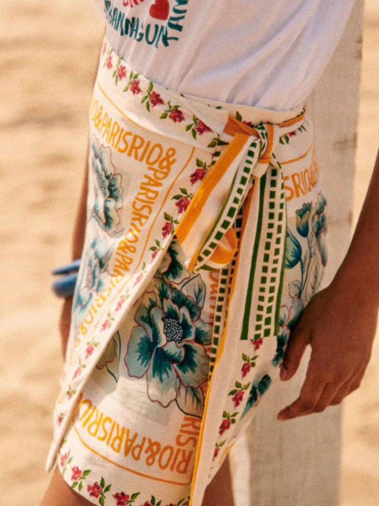 Summer New Fashion Women's Beach Style Short Skirt Printed Retro Vacation Style Covering Casual Sexy Elegant Half Skirt