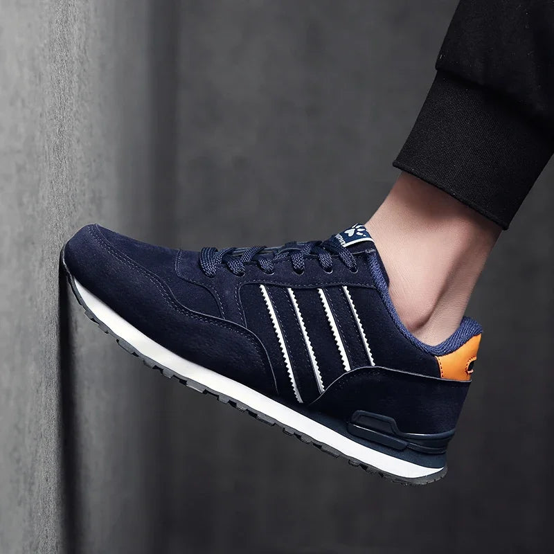 Men Suede Leather Sneakers Men Classical Running Shoes Lightweight Comfortable Outdoor Sport Shoes Breathable Flat Jogging Shoes