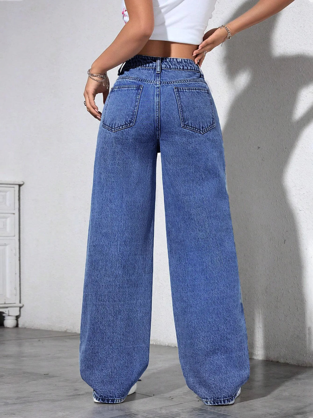 Fashionable Casual Rhinestone Frayed Straight Leg Jeans Women's Long Pants Cotton Natural Waist Comfortable Fit Spring Season