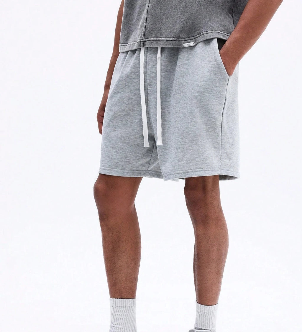 Men's drawstring belt loose casual athletic shorts with side pockets comfortable summer loungewear. Stylish streetwear pants