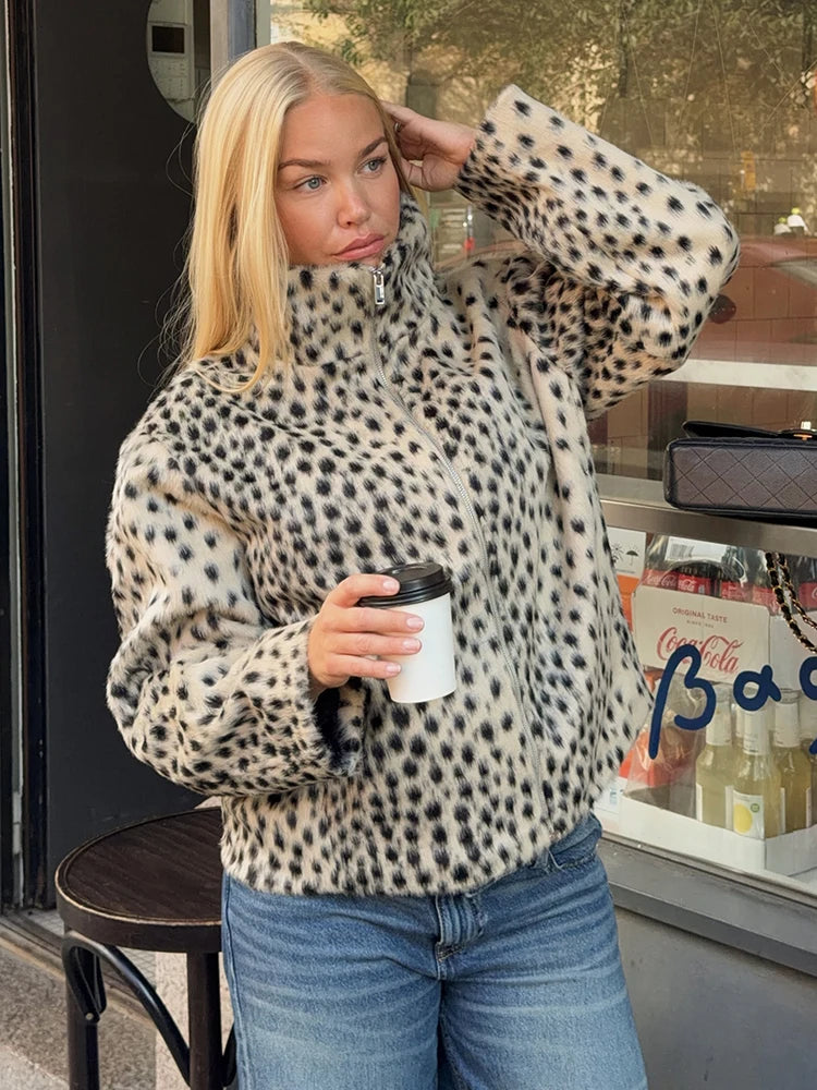 Women Leopard Print Faux Fur Jacket Zip Up Stand Collar Cropped Loose Fit Fuzzy Coat Vintage Street Casual Ladies Outerwear