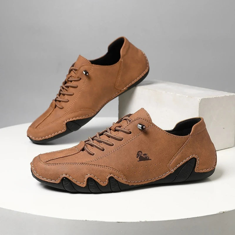 New Men's Shoes Leather Womens Loafers Soft Sole Comfortable Outdoor Walking Shoes Low Top Breathable Women Men Sneakers Zapatos