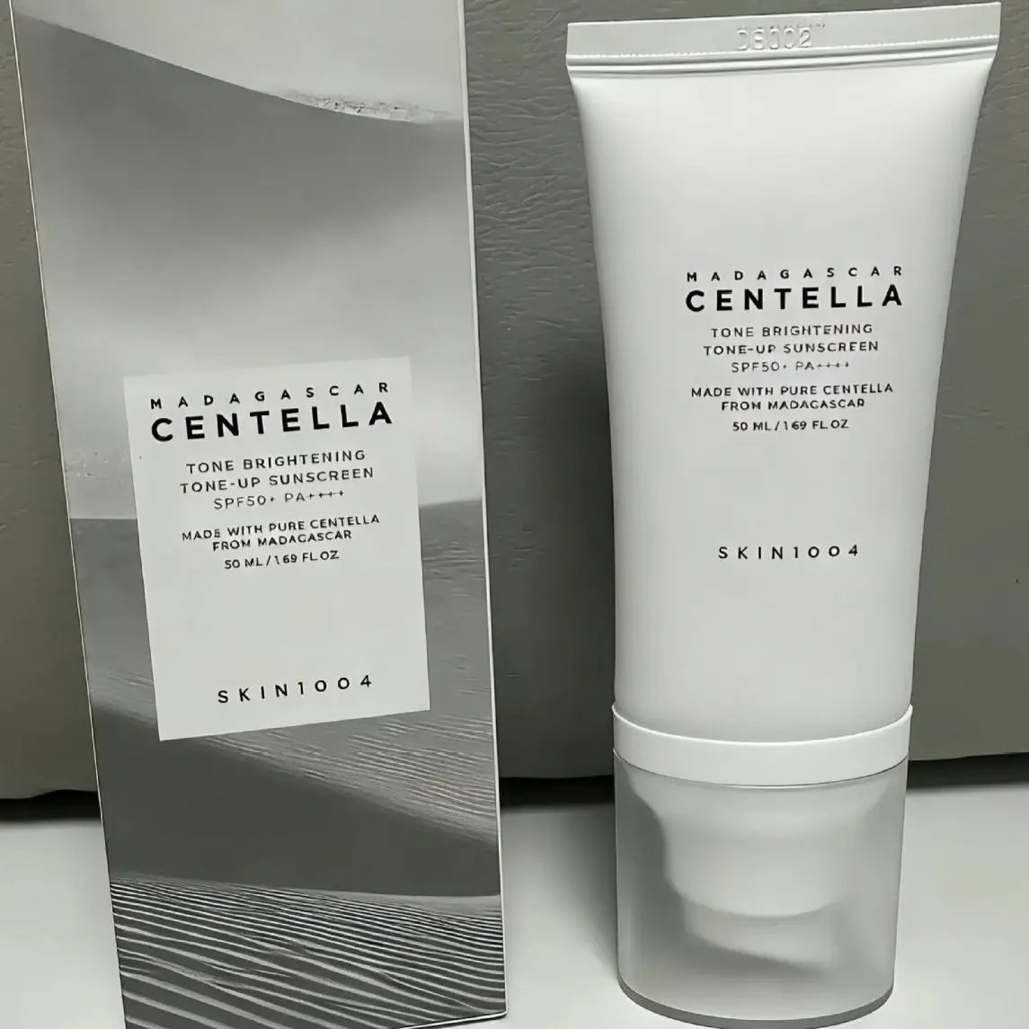 SKIN1004 Centella Sunscreen Moisturizing Dry Sensitive Skin Soothing SPF50+Sunscreen 50ML Sweat Resistant Light And Non Greasy