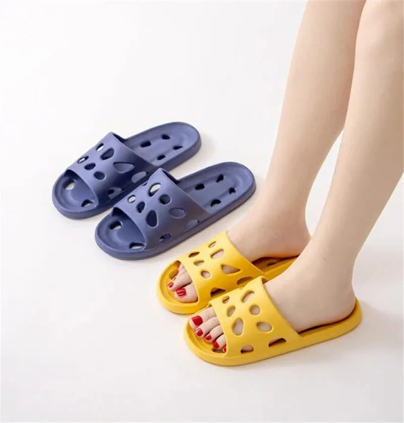 Summer Leaky Slippers Bathroom Bathing Confortable Men Women Couple Home Indoor Non-slip EVA Sandals Slippers Beach Slippers
