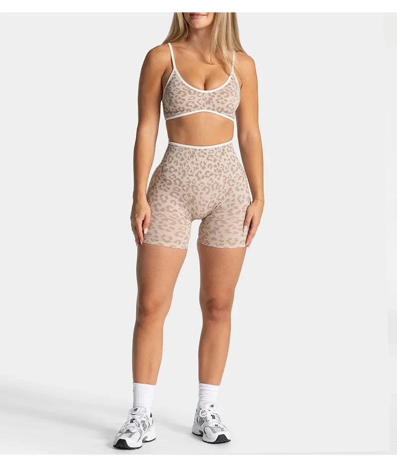 LOGO Yoga Shorts Quick-drying Seamless High-elastic Abdominal-tucked Contrast Color High Waist Hip-lifting Tight Outer Wear Runn