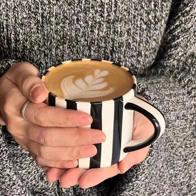 European Striped Ceramic Coffee Cup Saucer Modern Breakfast Dessert Plate Tea Cup Decorative Art Striped Coffee Cup 200 Ml Decor