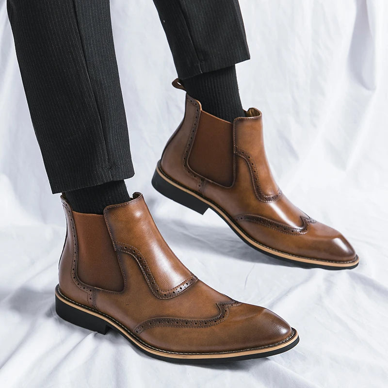 Genuine Leather Shoes Chelsea Boots for Women Retro Carved Boots Round Toe Ankle Boots British Style Women Shoes Winter/Autumn