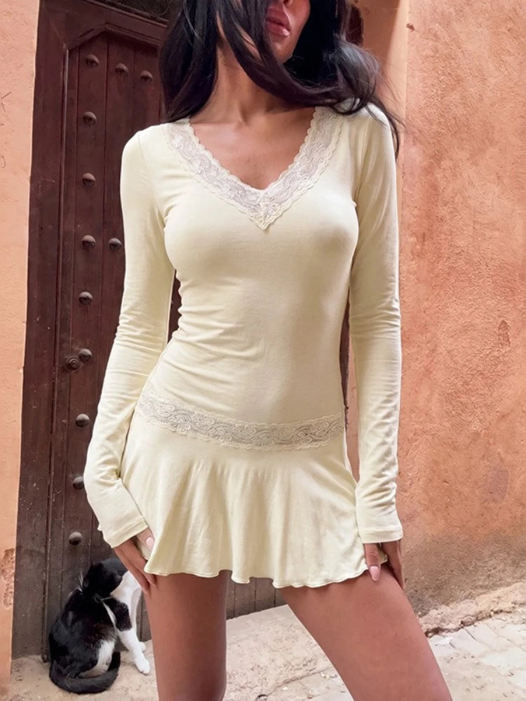 FDYOUI Casual Sexy V-neck Lace Patchwork Mini Dresses Women Long Sleeve Pleated Slim Holiday Dress Party Club Outfit Streetwear