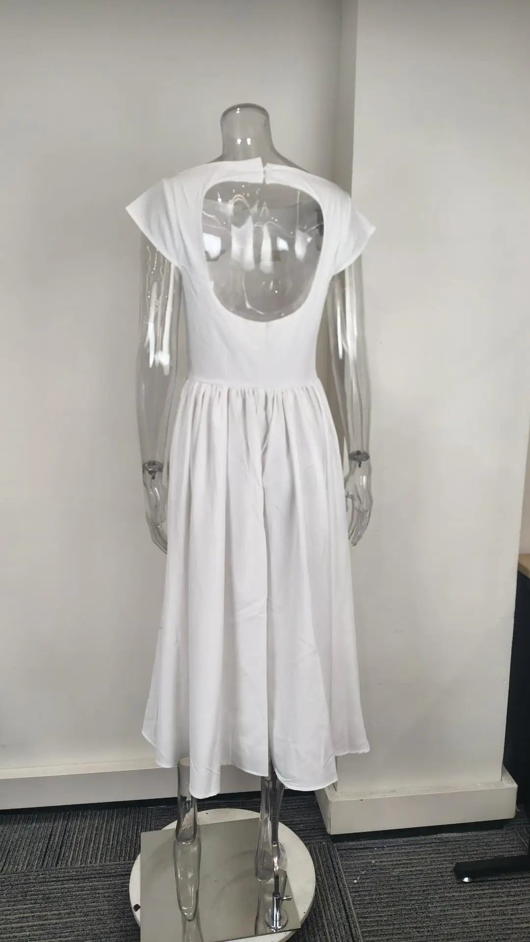 Elegant Pure Color Backless Slimming Dress Summer 2026 New Arrival Women's Fashion High Waist Floor Length No Sleeve
