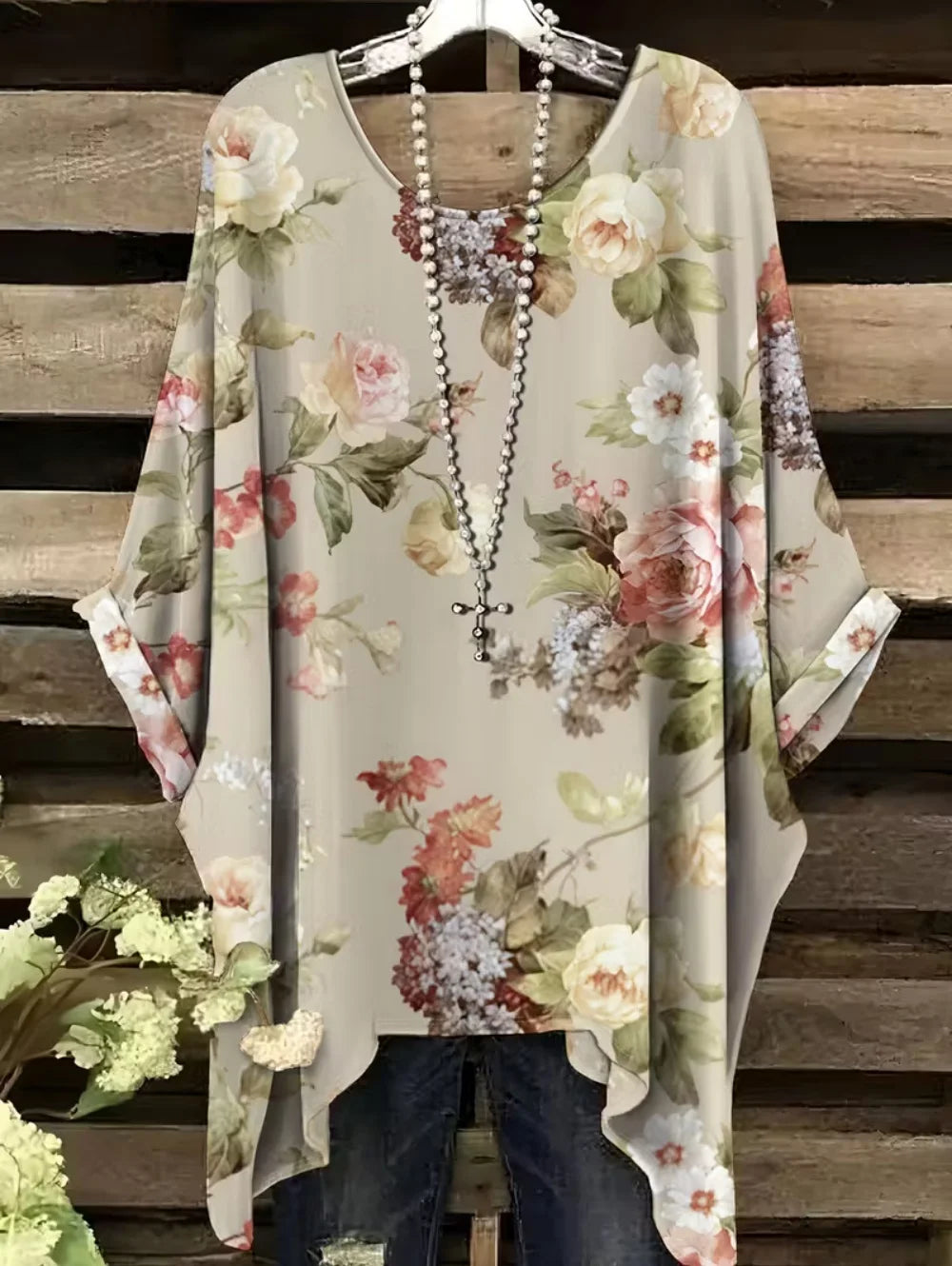 Bohemian Chic Women's T-Shirt Vintage Floral Graphic O-Neck Pullover Short Sleeve Tees Oversized Irregular Hemline Y2k Clothes