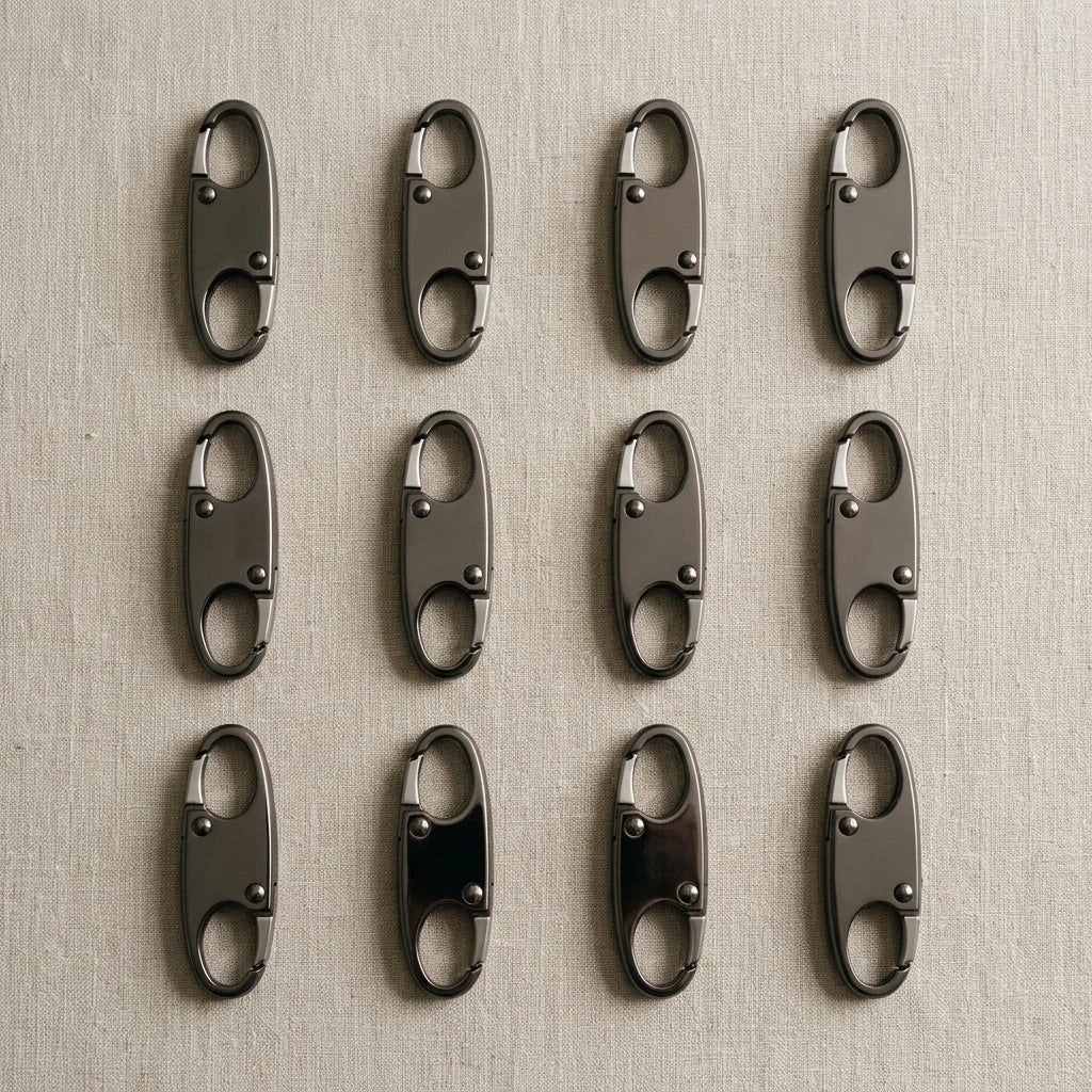 4/8/12/24Pcs Anti Theft Zipper Clips Double Opening Small Carabiner Clips, Elegant Zinc Alloy Zipper Pull Replacement for Travel